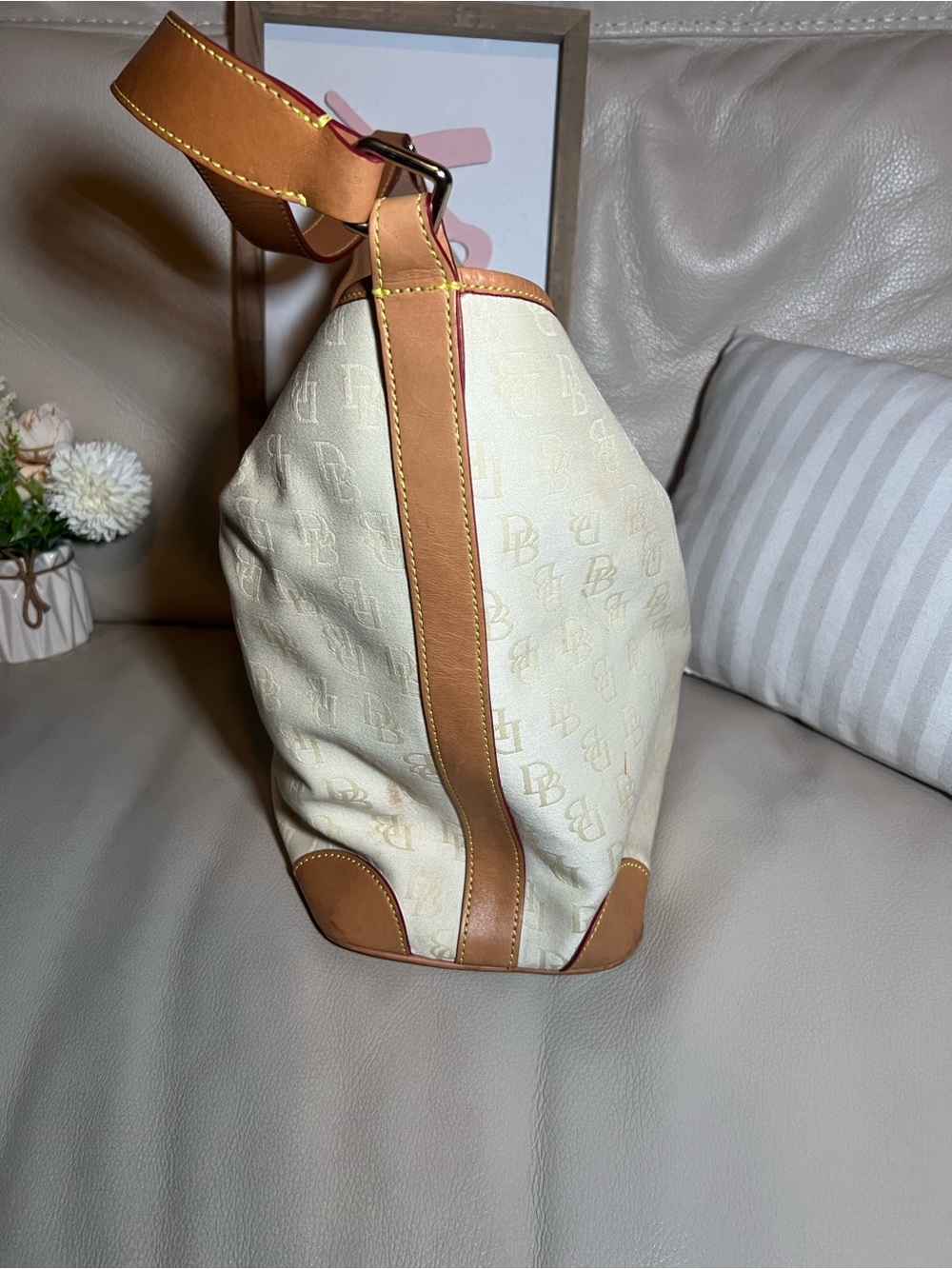 Vintage Dooney & Bourke Monogram Hobo Buckle Bag - Picture 4 of 12